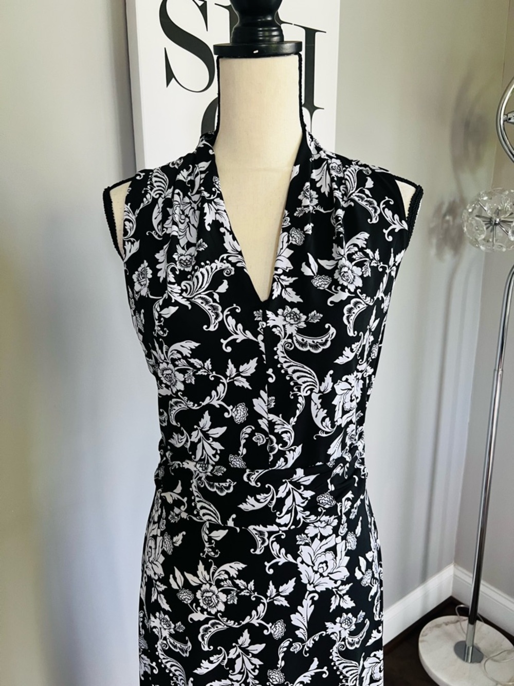 White House Black Market Floral Maxi Dress - Picture 2 of 8